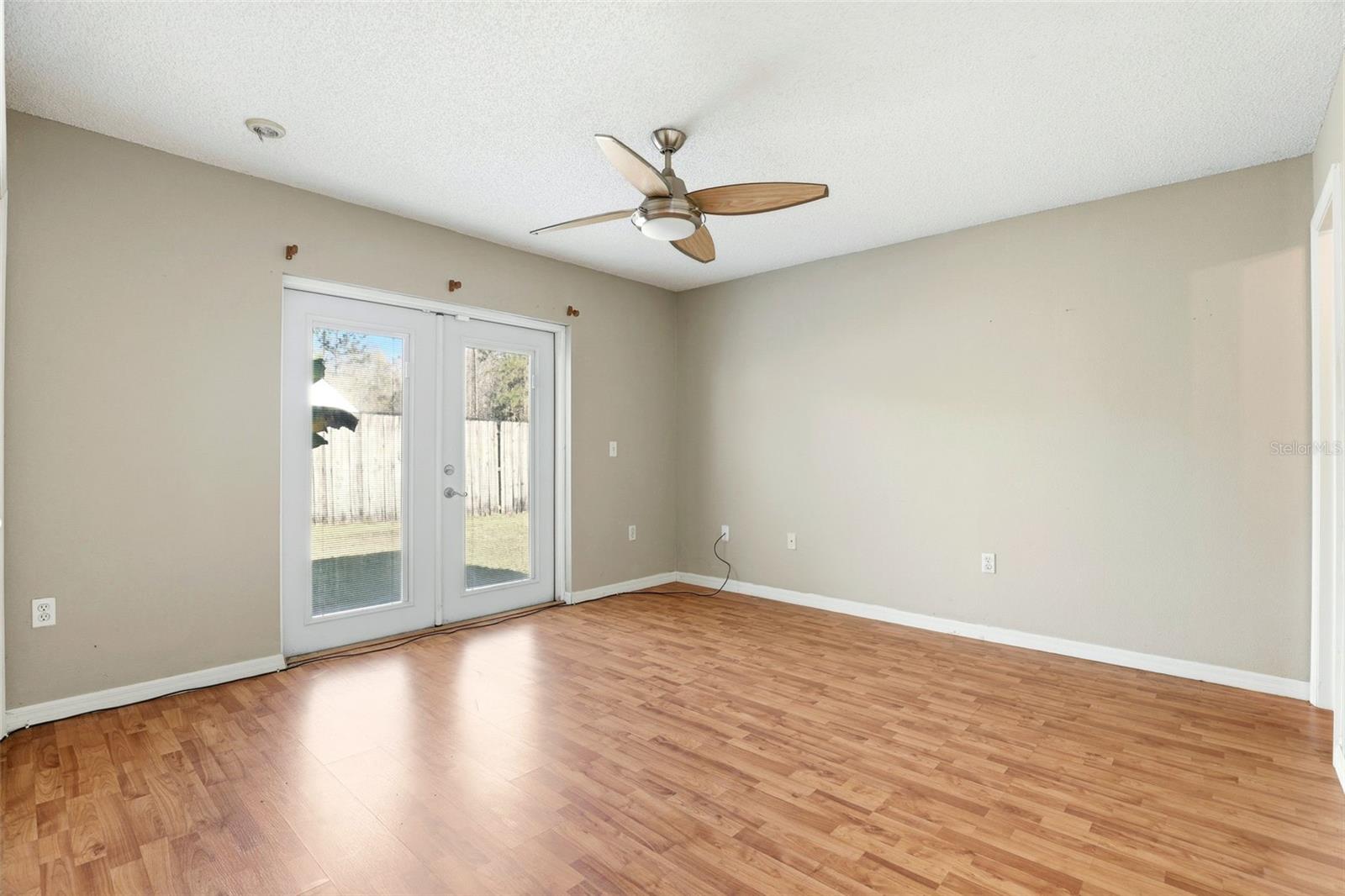 Image 18 of 29 For 10517 Rocking A Run