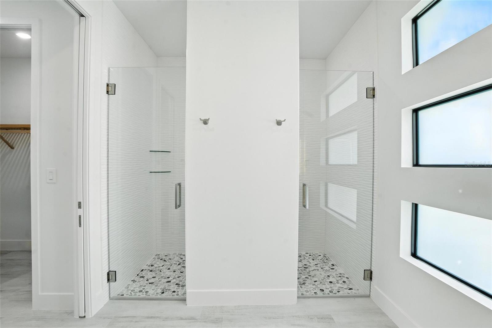 Image 29 of 60 For 9402 Arrid Circle