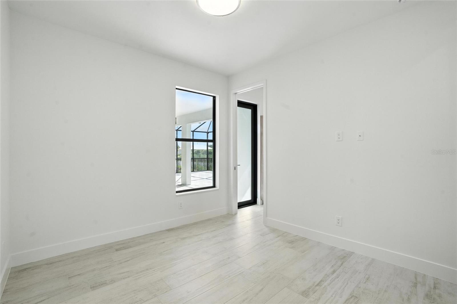 Image 33 of 60 For 9402 Arrid Circle