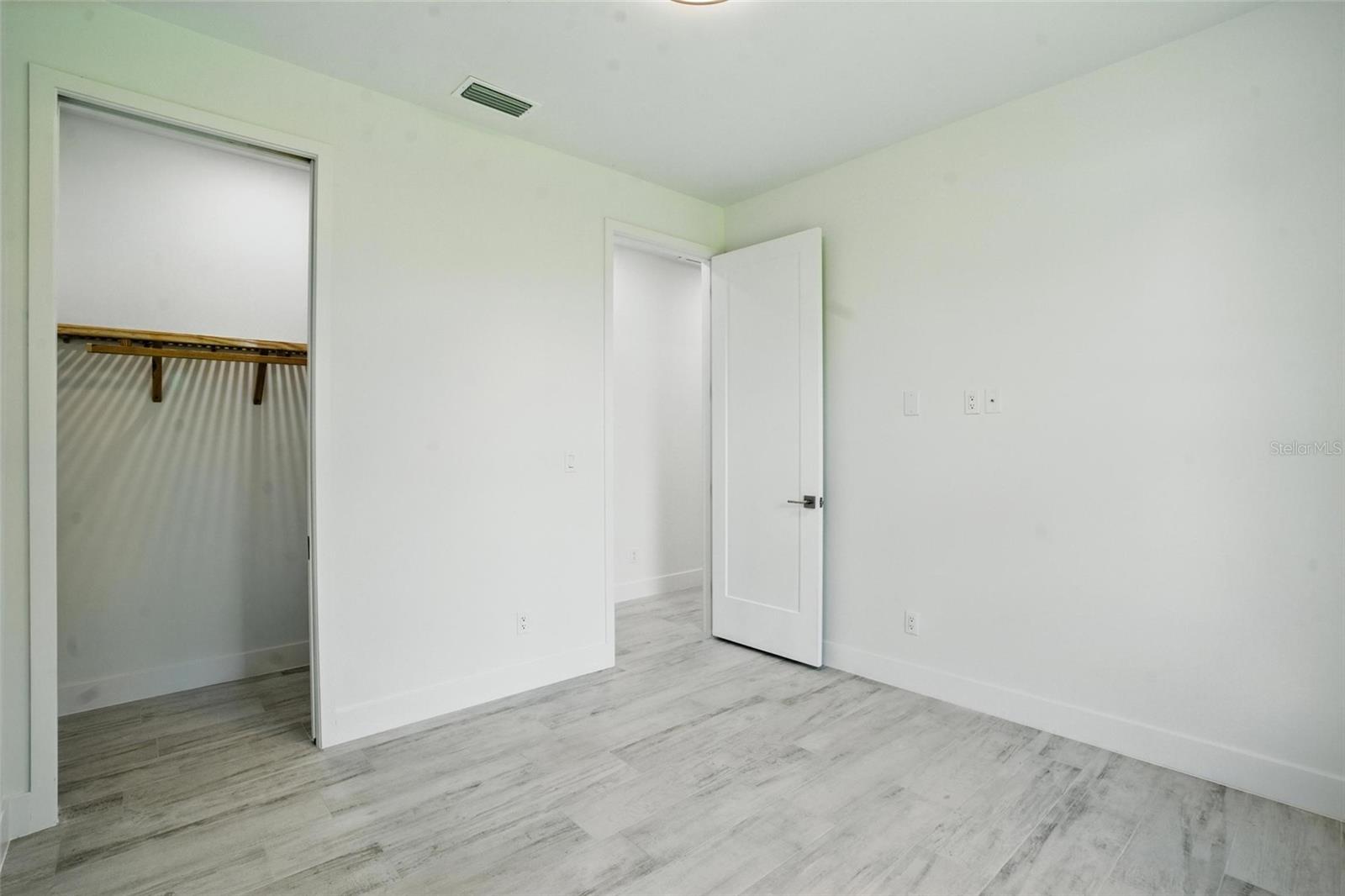 Image 41 of 60 For 9402 Arrid Circle