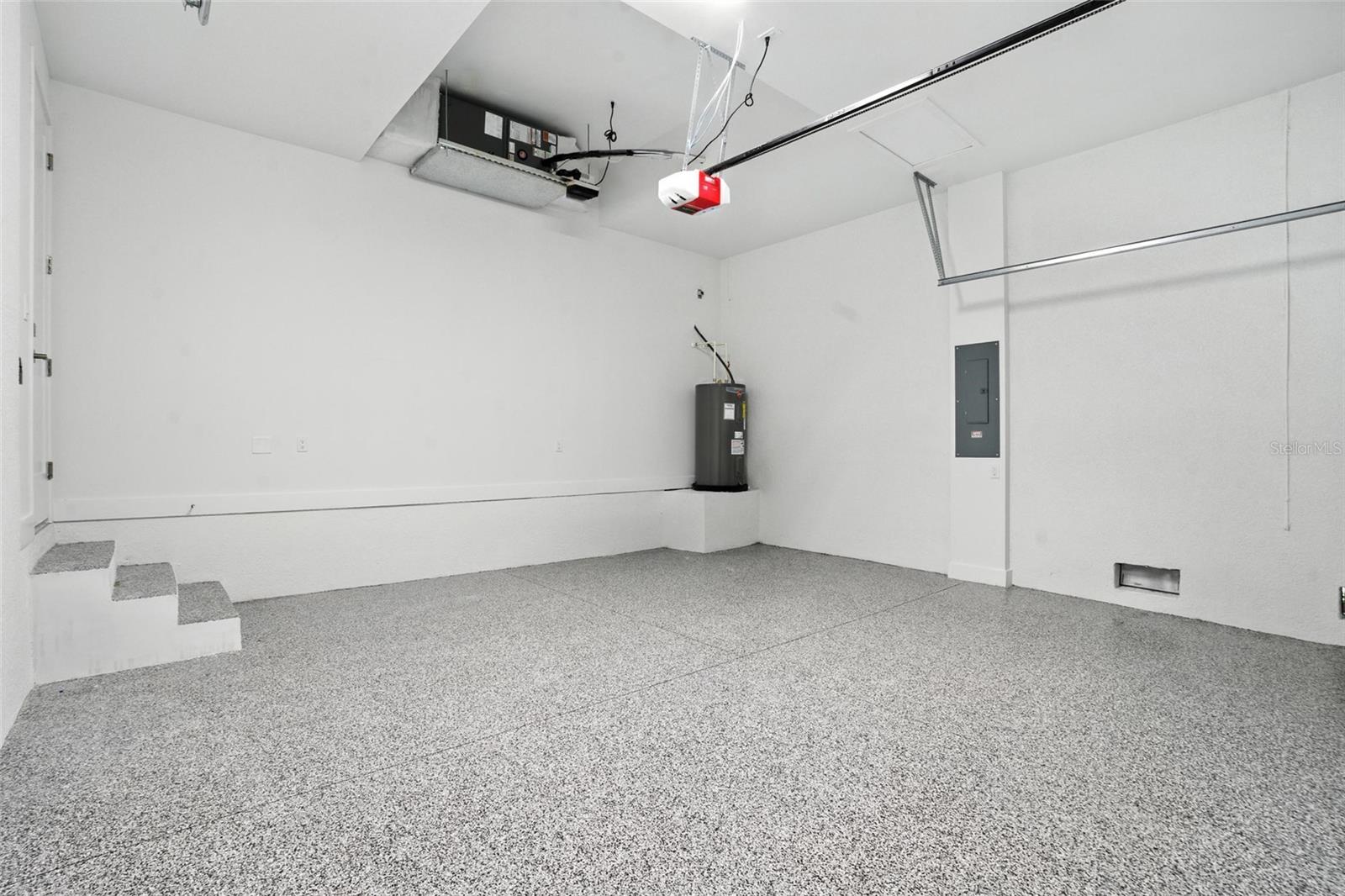 Image 43 of 60 For 9402 Arrid Circle