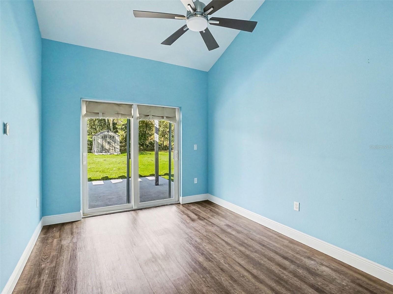 Image 42 of 55 For 2400 10th Street