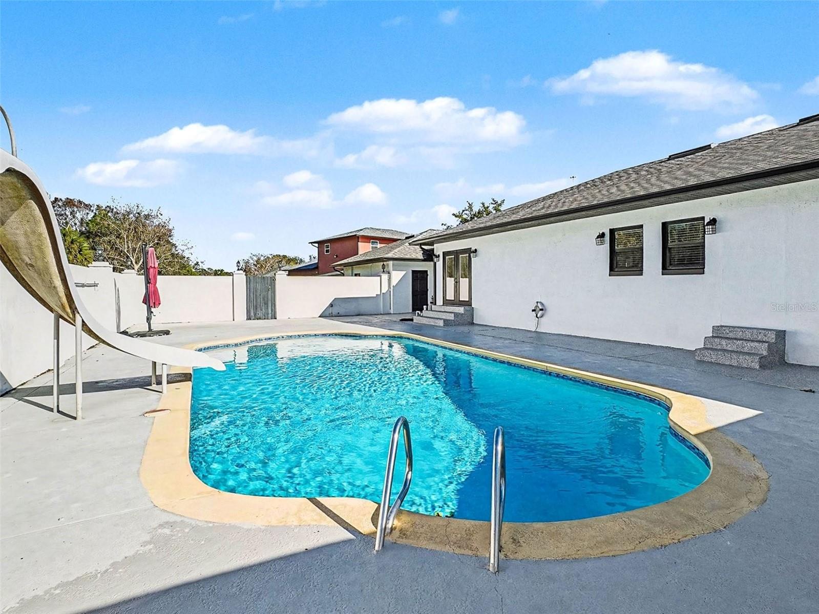 Image 9 of 55 For 2400 10th Street