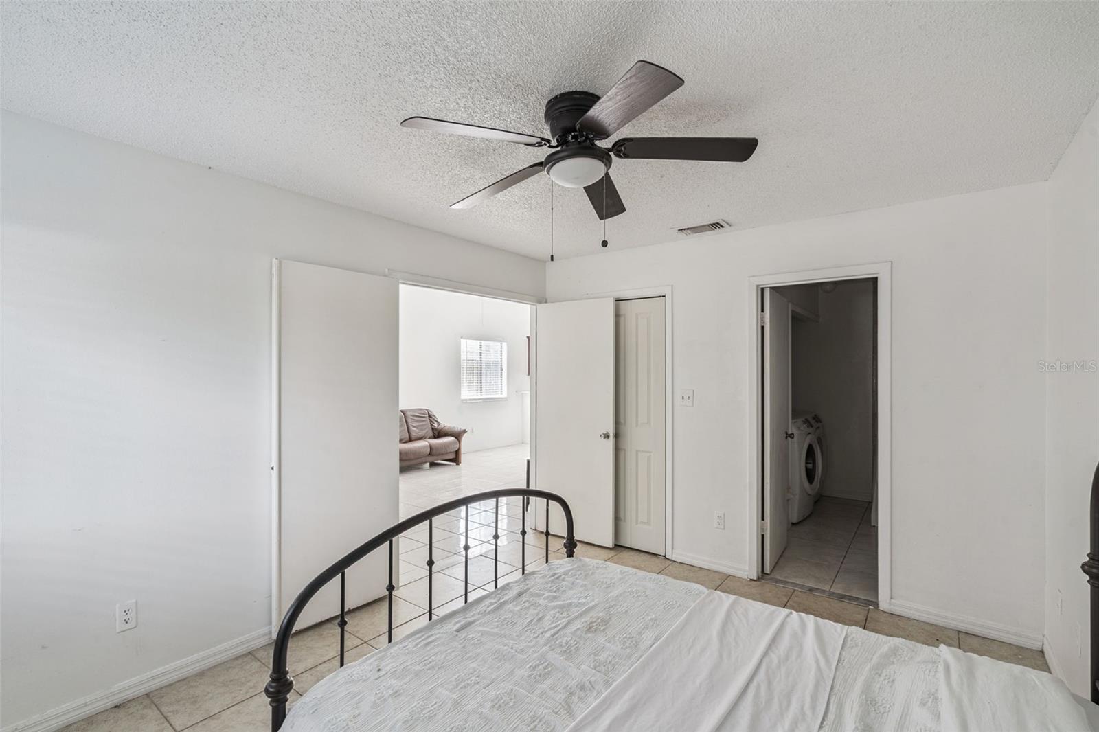 Image 10 of 18 For 732 Golden Sunshine Circle