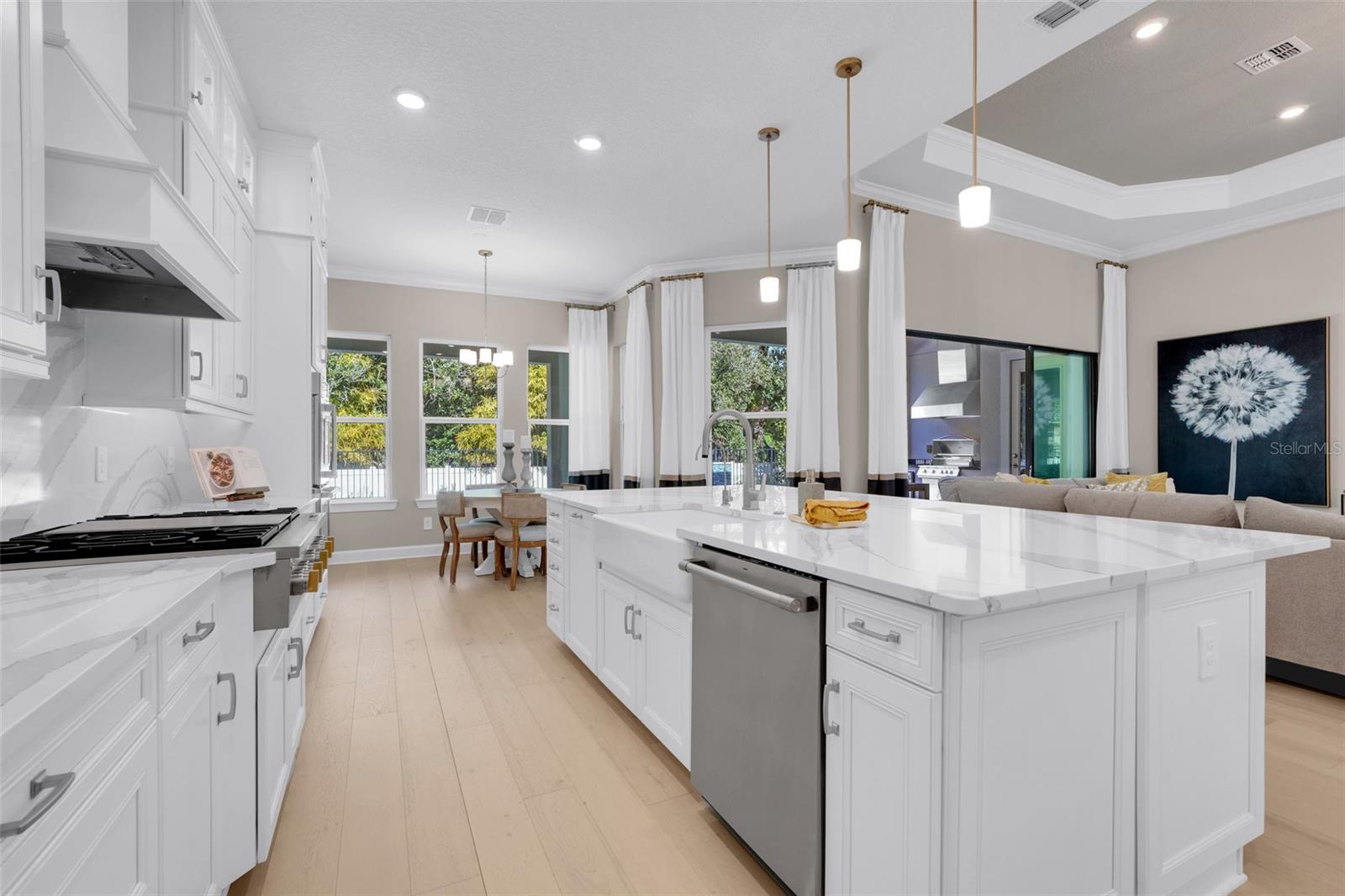 Image 16 of 72 For 10193 Brocksport Circle