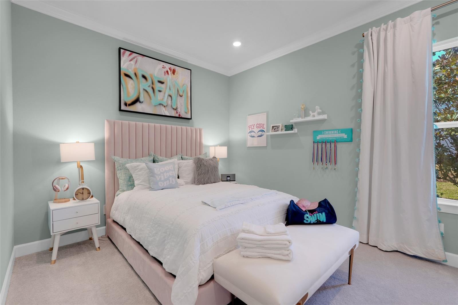 Image 32 of 72 For 10193 Brocksport Circle