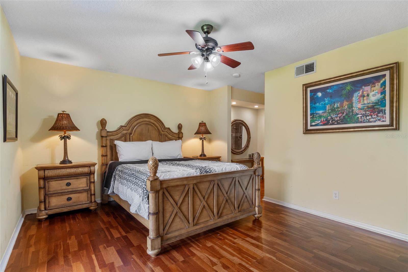 Image 20 of 38 For 1055 Kensington Park Drive 317