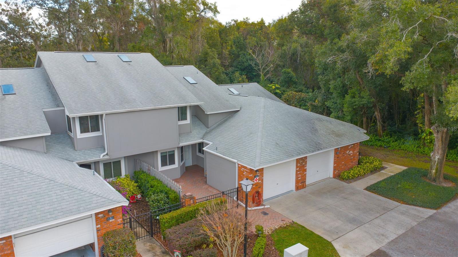 Image 29 of 42 For 525 Oak Terrace 117