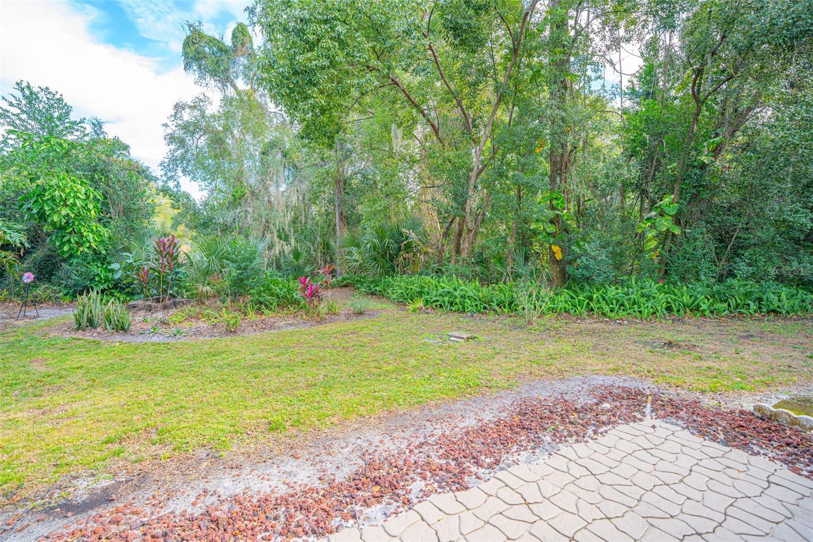 Image 38 of 42 For 525 Oak Terrace 117