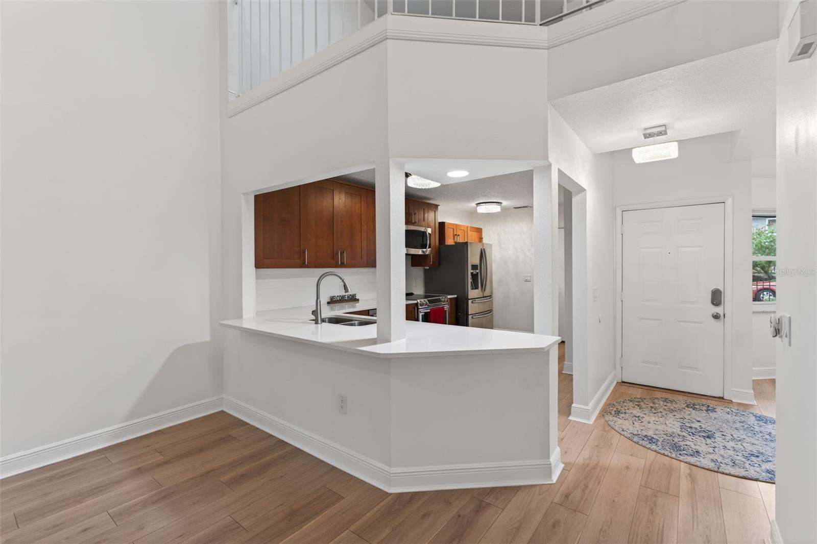 Image 7 of 42 For 525 Oak Terrace 117