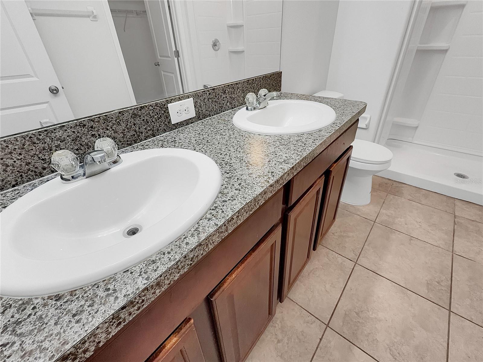 Image 20 of 22 For 10113 Rosemary Leaf Lane