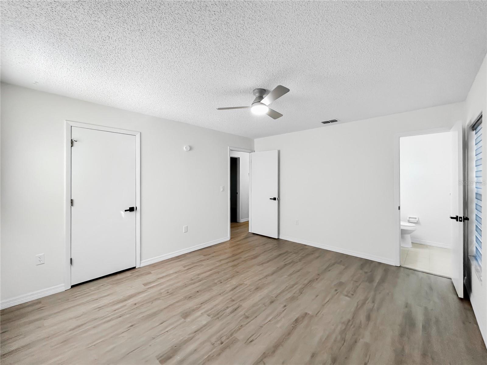 Image 21 of 30 For 6130 Calendar Court W