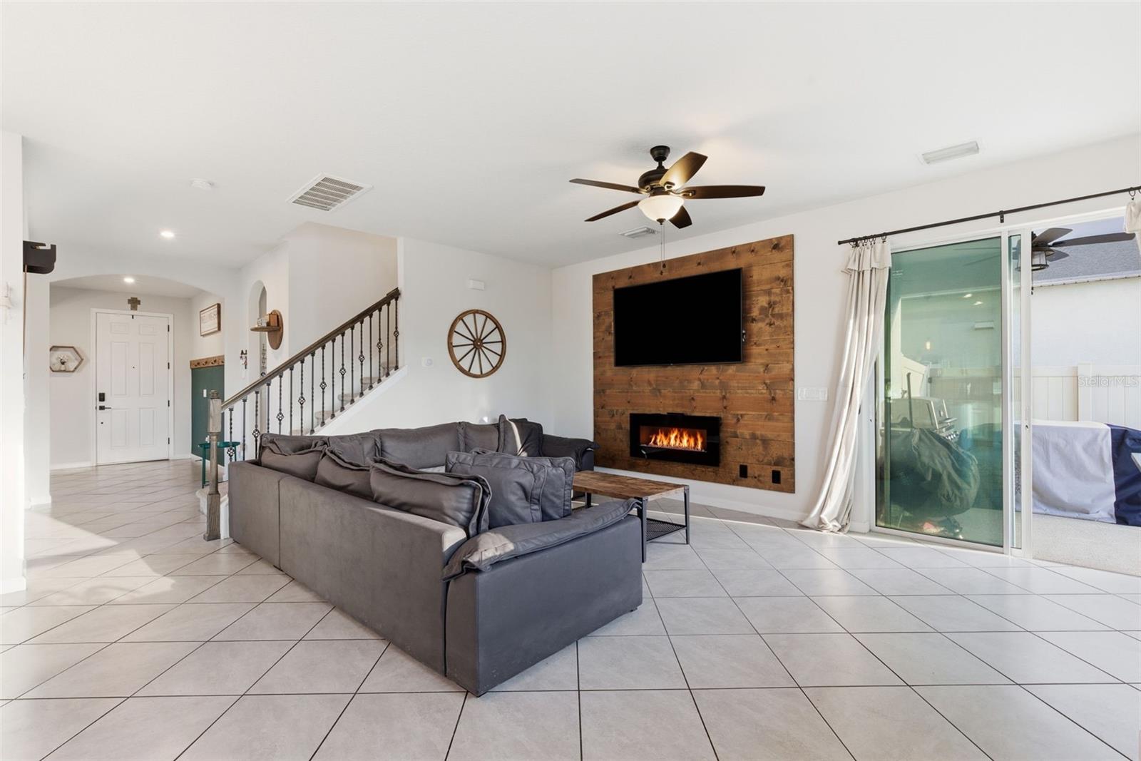 Image 20 of 68 For 12138 Blue Pacific Drive