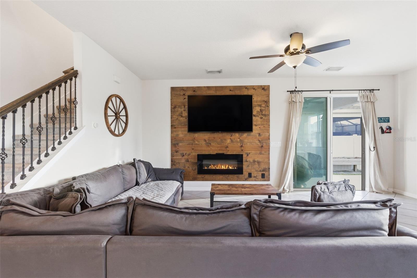 Image 21 of 68 For 12138 Blue Pacific Drive