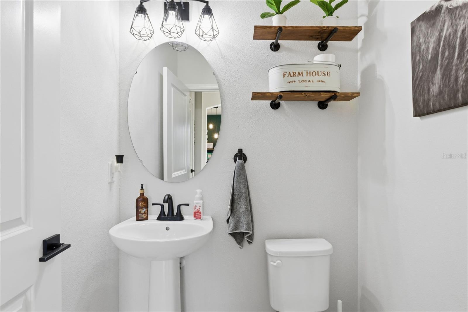 Image 23 of 68 For 12138 Blue Pacific Drive