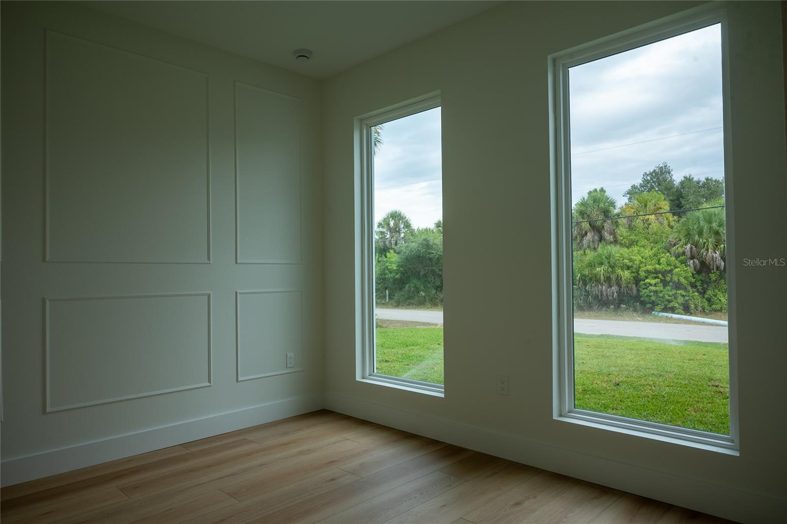 Image 11 of 32 For 301 Eppinger Drive