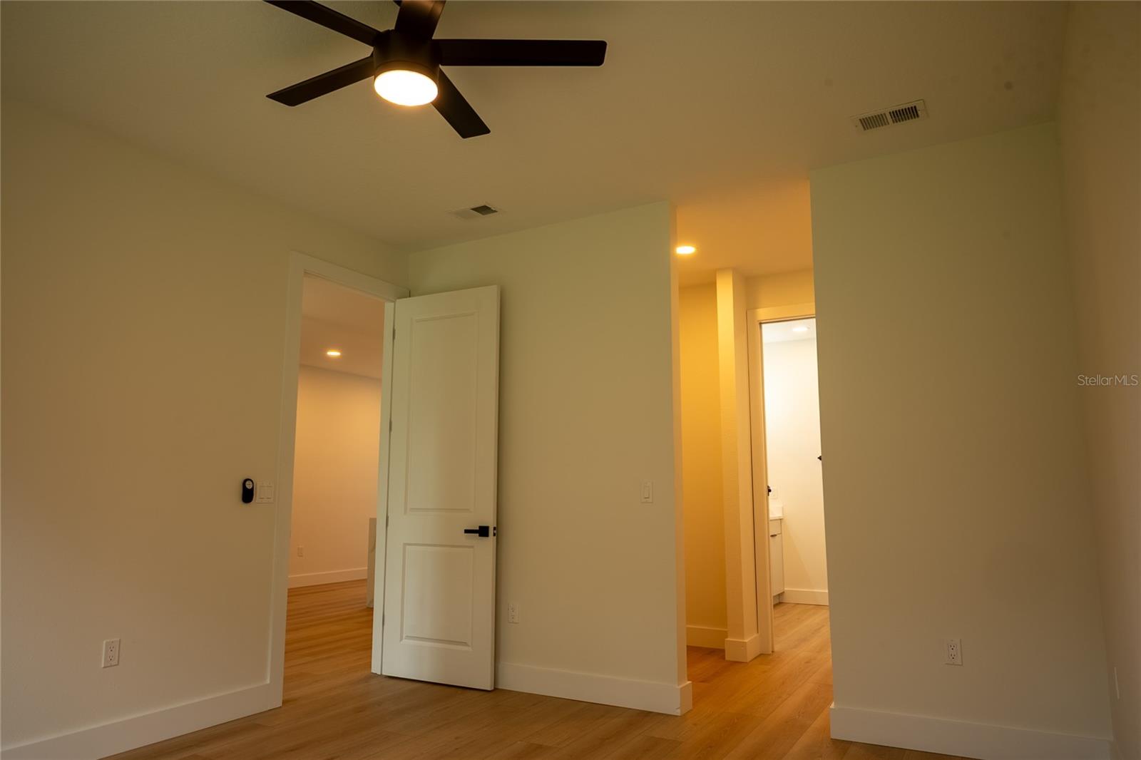 Image 15 of 32 For 301 Eppinger Drive