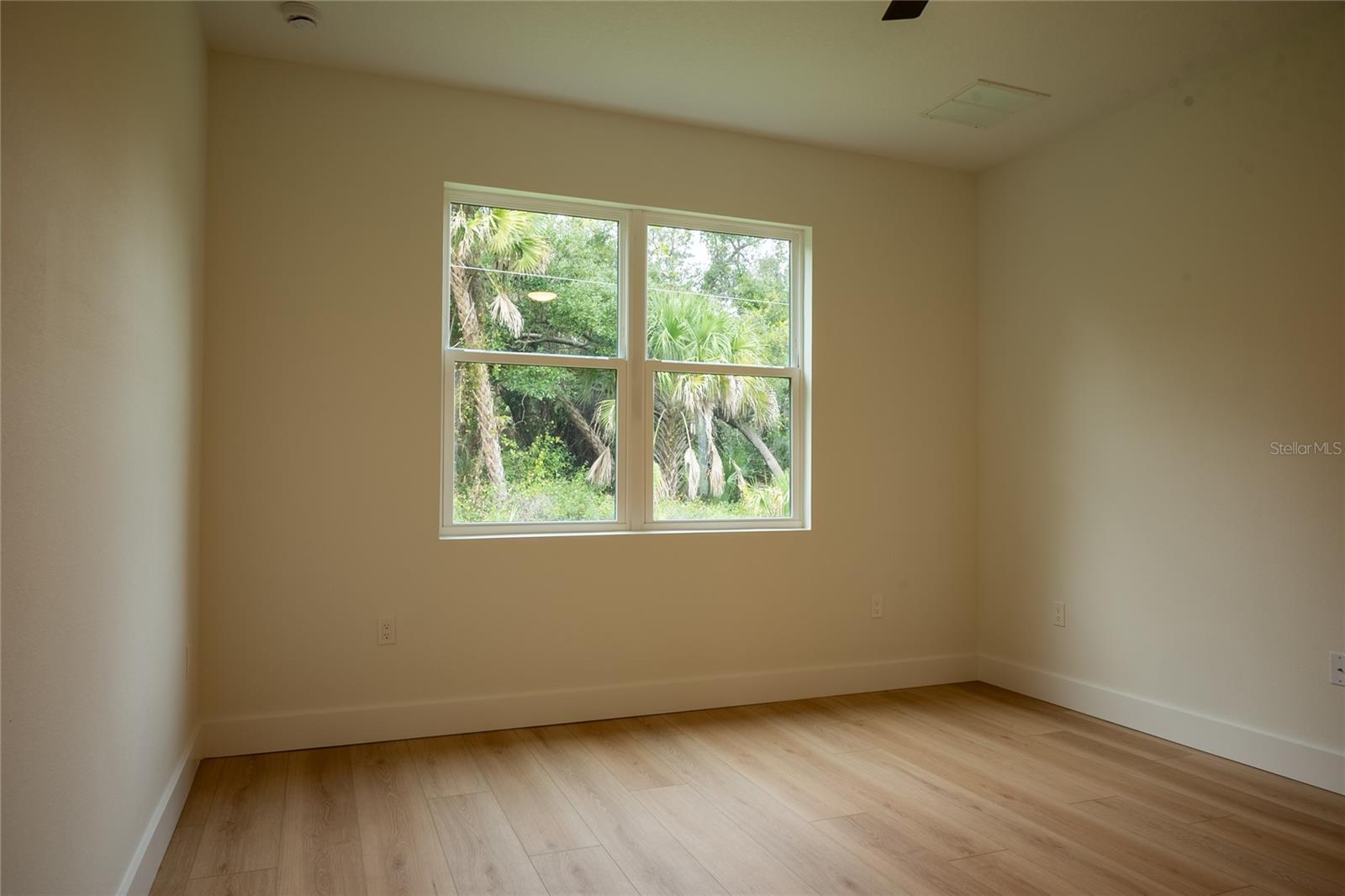 Image 21 of 32 For 301 Eppinger Drive
