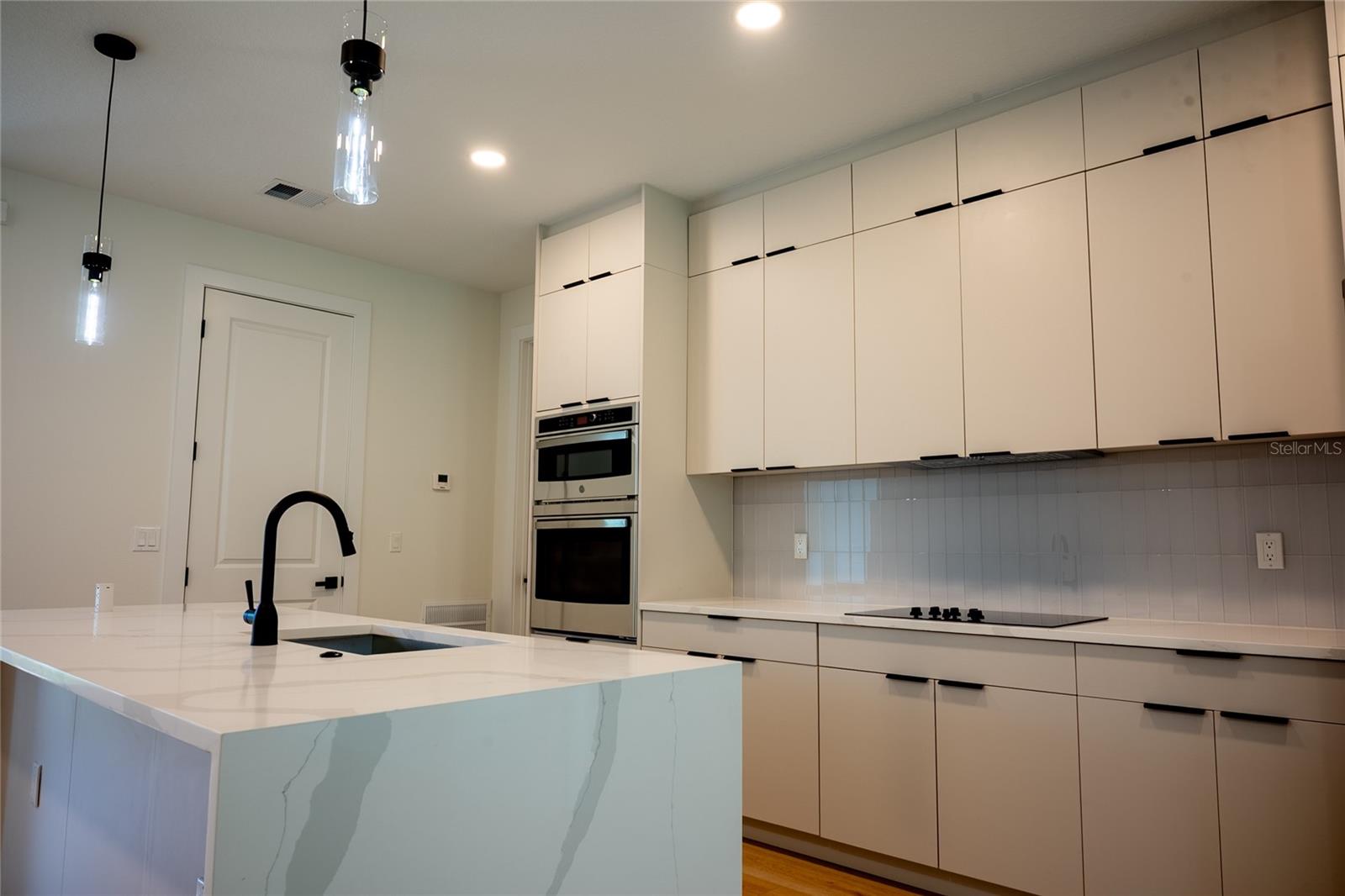 Image 9 of 32 For 301 Eppinger Drive
