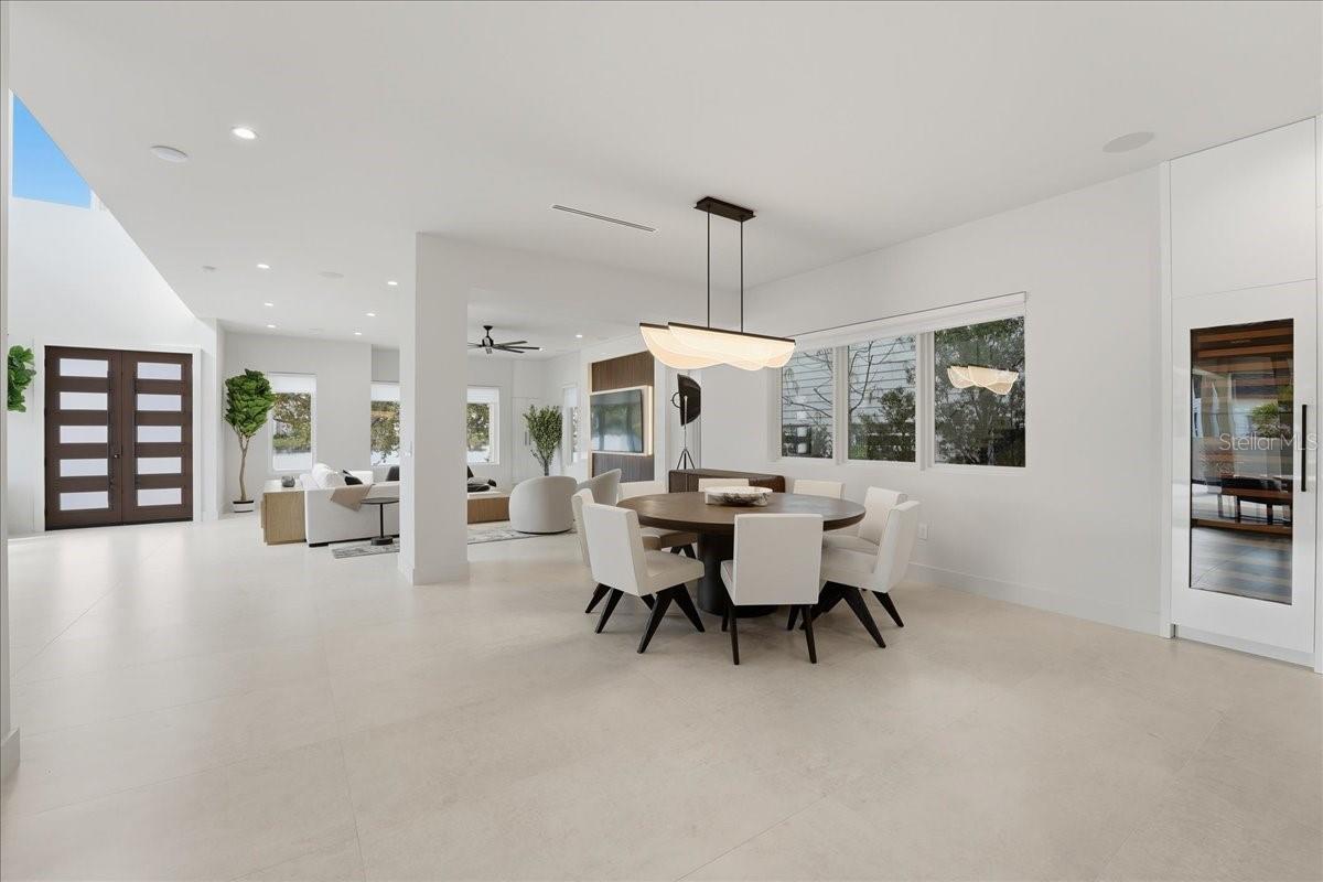 Listing photo id 12 for 13424 Beebe Alley