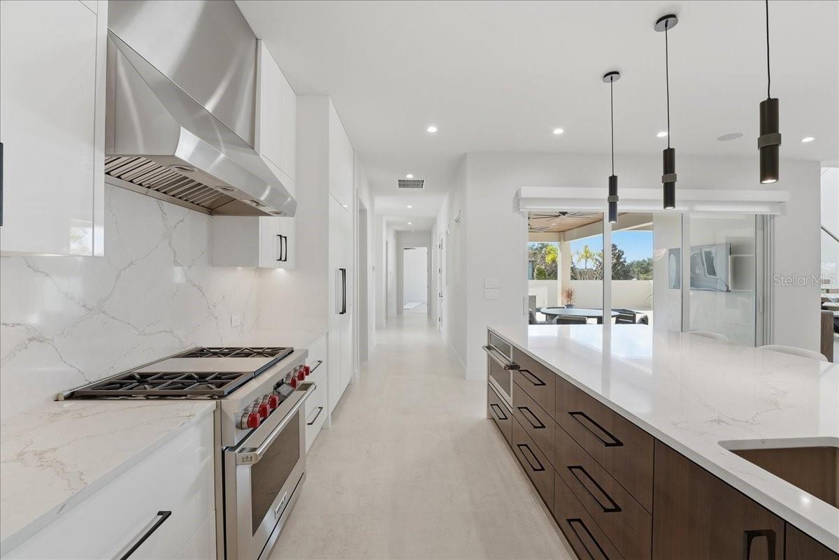 Listing photo id 16 for 13424 Beebe Alley