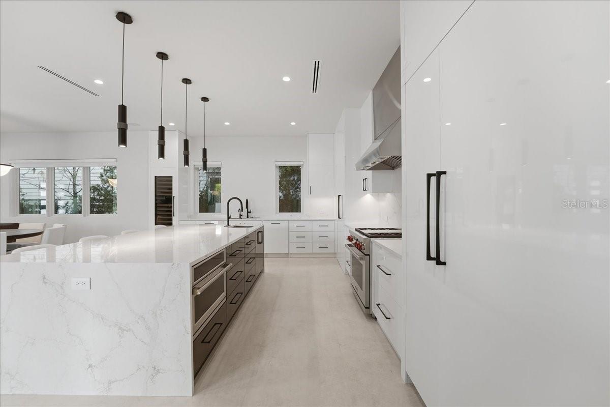 Listing photo id 17 for 13424 Beebe Alley