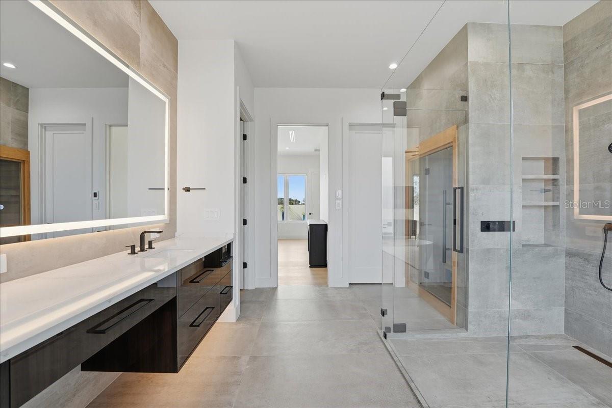 Listing photo id 36 for 13424 Beebe Alley