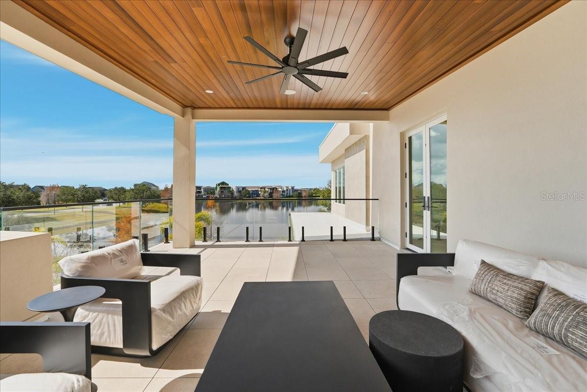 Listing photo id 2 for 13424 Beebe Alley