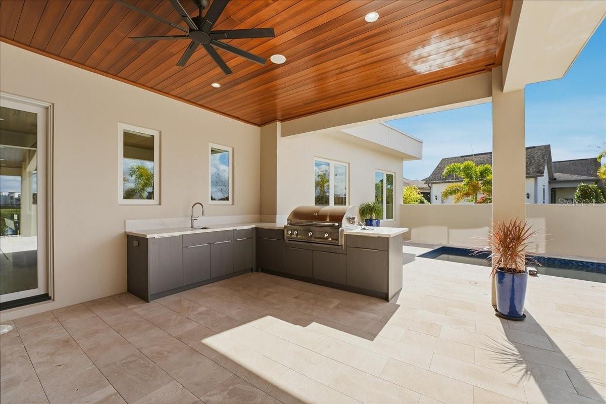 Listing photo id 40 for 13424 Beebe Alley