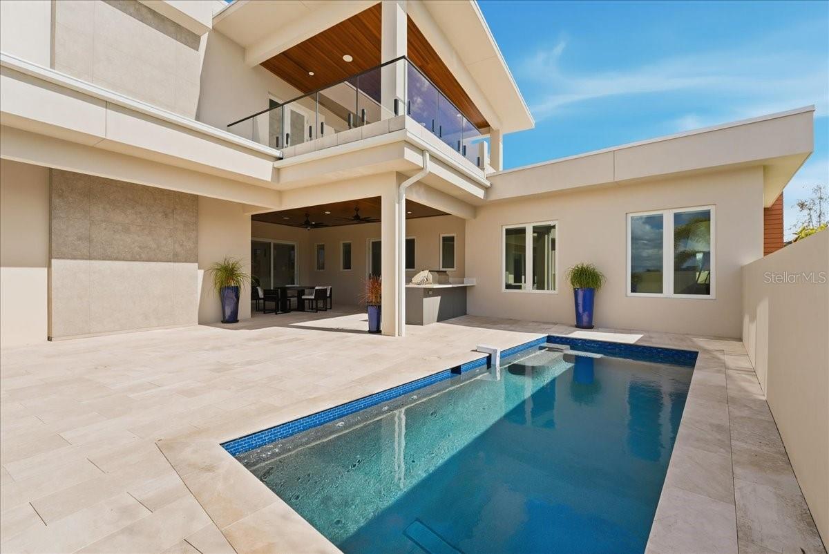 Listing photo id 43 for 13424 Beebe Alley