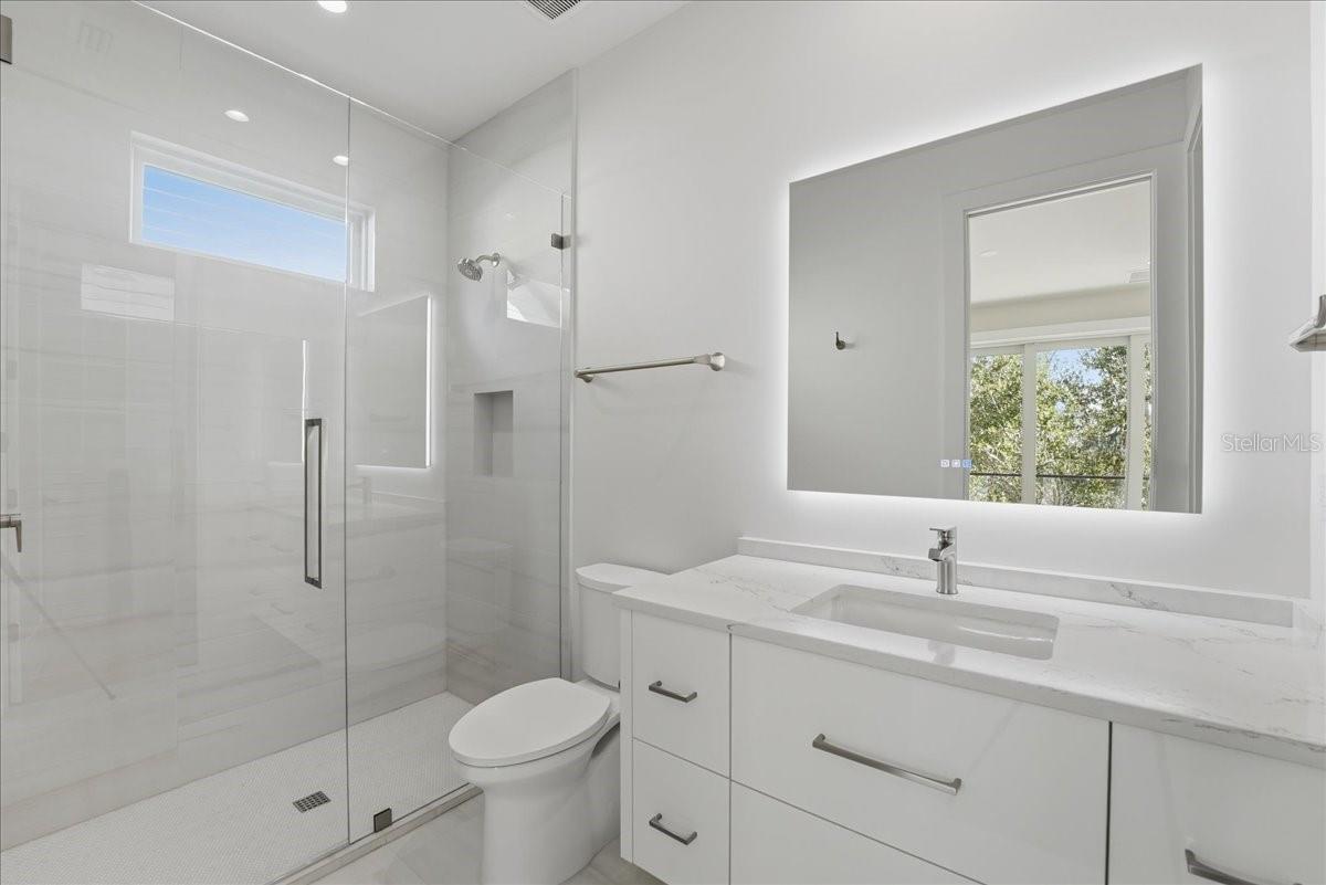 Listing photo id 57 for 13424 Beebe Alley