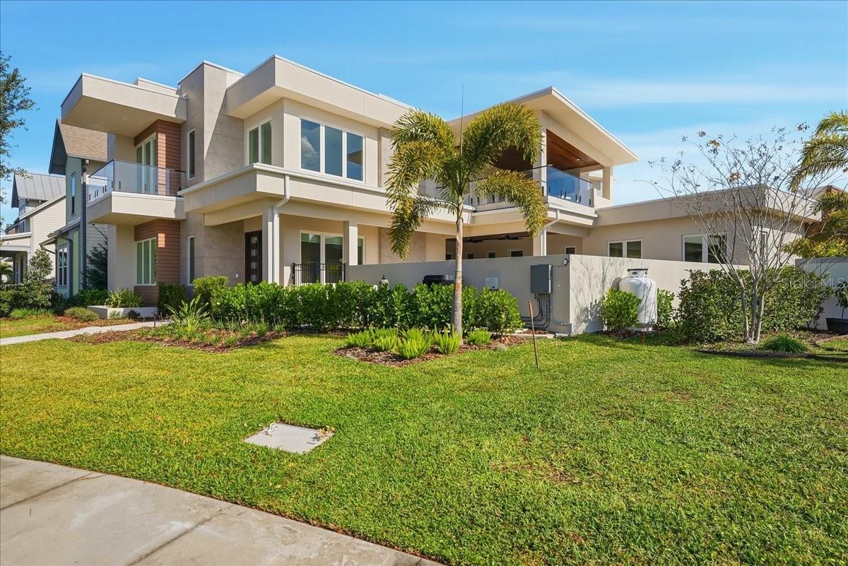 Listing photo id 68 for 13424 Beebe Alley