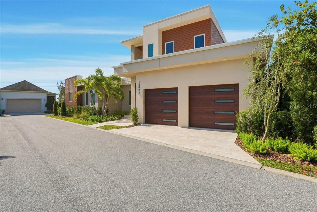 Listing photo id 72 for 13424 Beebe Alley