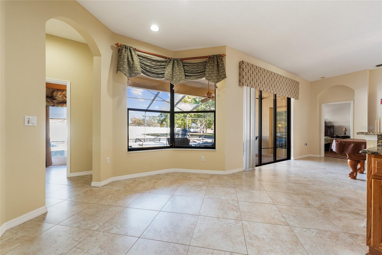 Image 14 of 41 For 13748 Bryndlewood Court