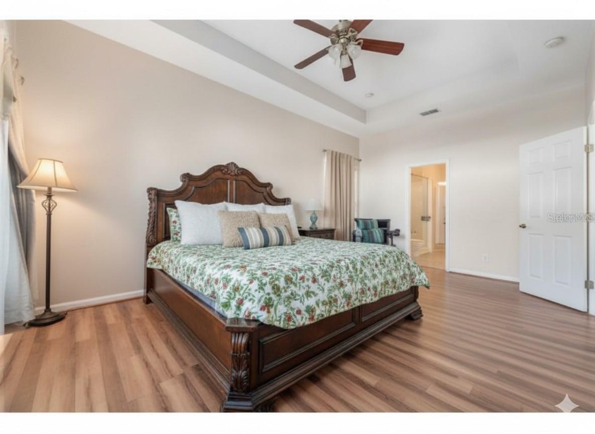 Image 16 of 41 For 13748 Bryndlewood Court