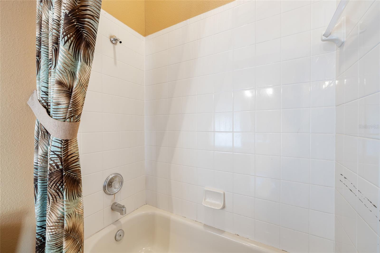 Image 27 of 41 For 13748 Bryndlewood Court