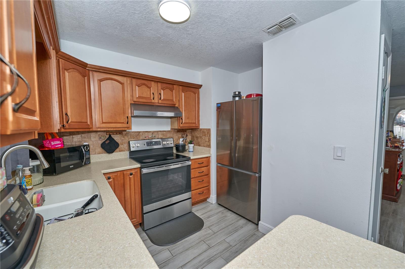 Image 14 of 43 For 7520 Lois Marie Court