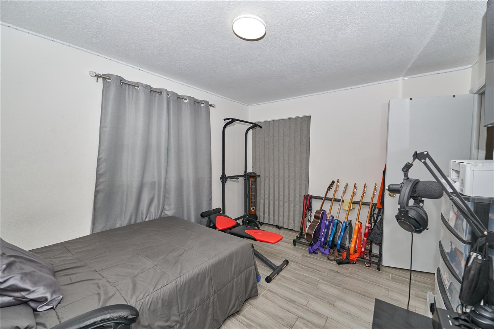 Image 31 of 43 For 7520 Lois Marie Court