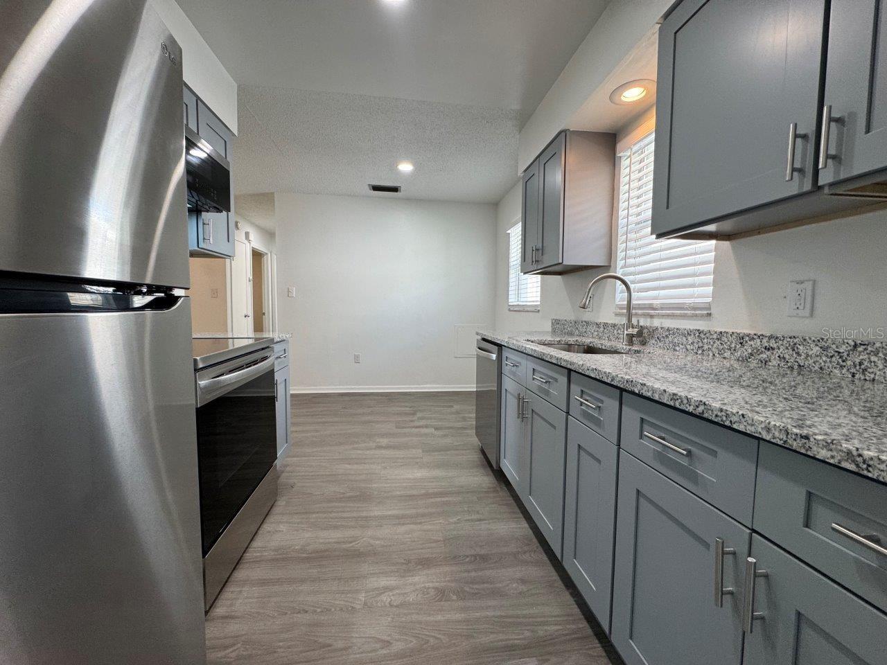 Image 10 of 22 For 2210 Musselwhite Avenue