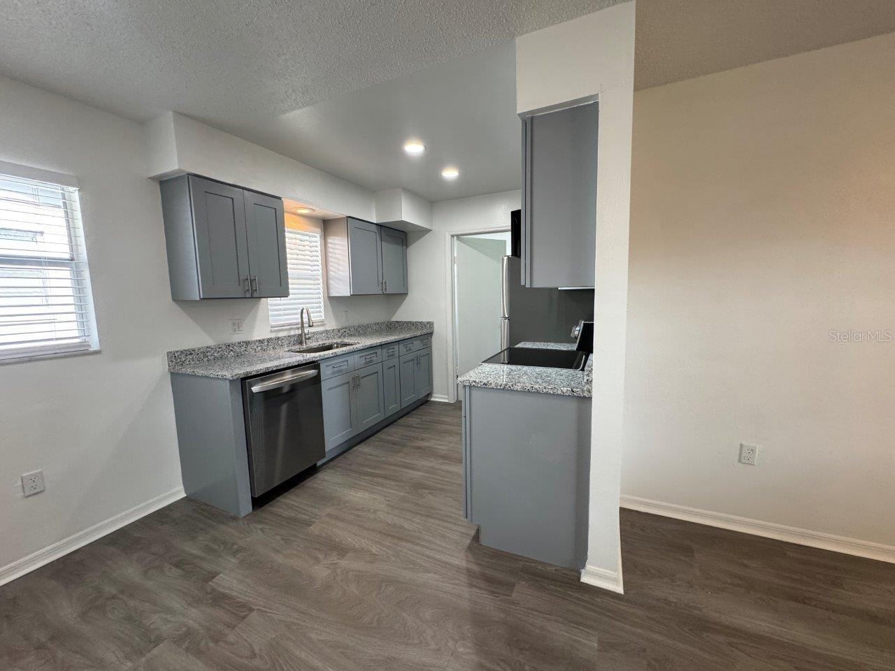 Image 6 of 22 For 2210 Musselwhite Avenue