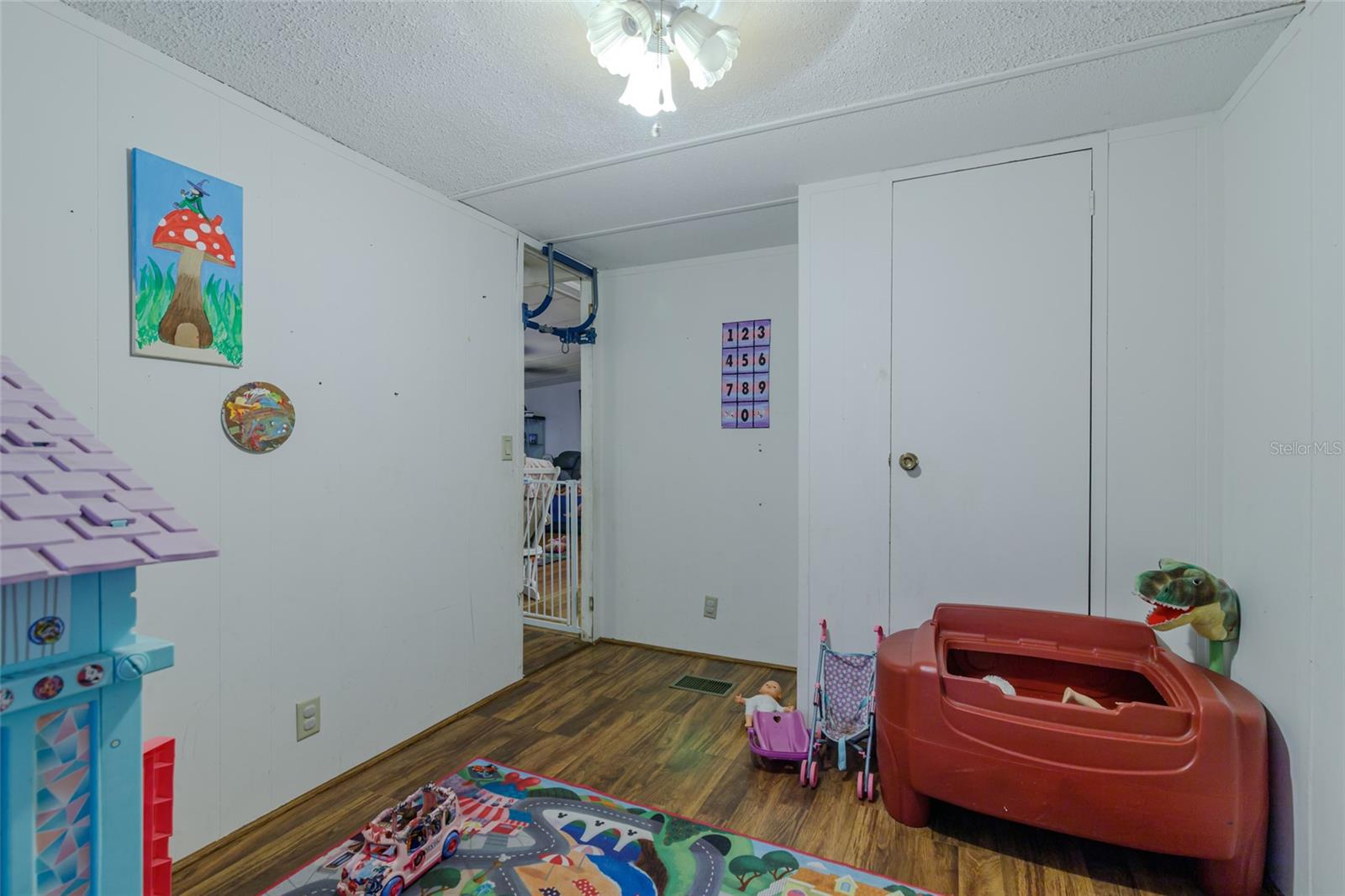 Image 35 of 49 For 4225 178th Terrace