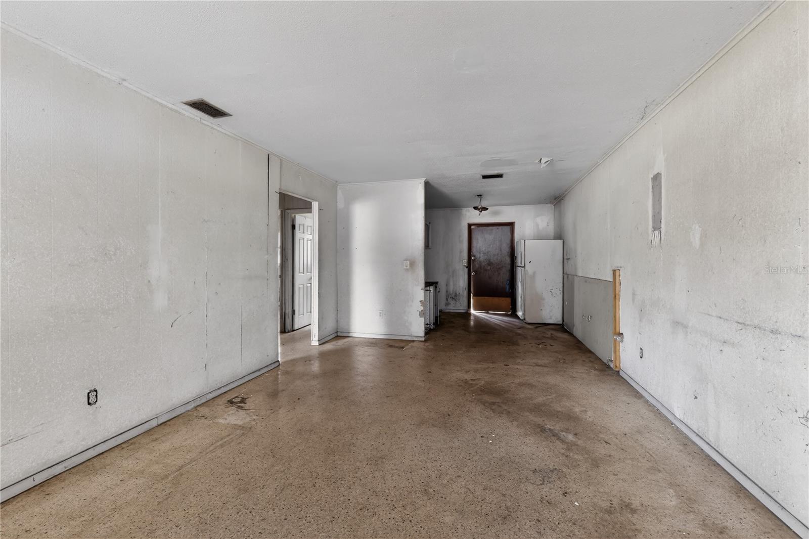 Image 21 of 50 For 5601 16th Street W