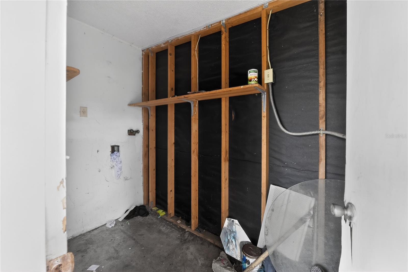 Image 23 of 50 For 5601 16th Street W