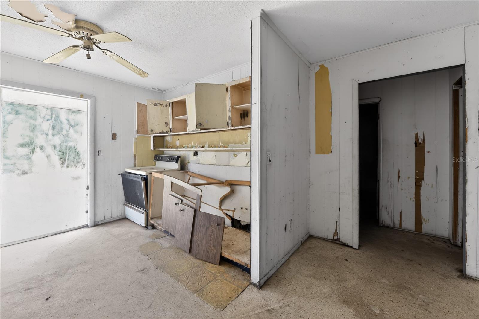 Image 28 of 50 For 5601 16th Street W