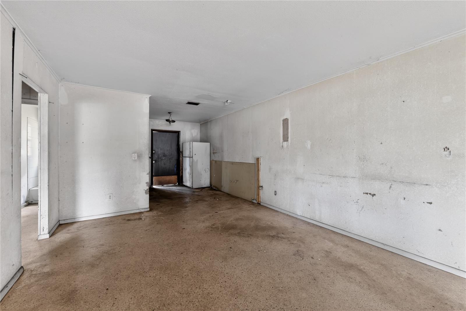 Image 37 of 50 For 5601 16th Street W