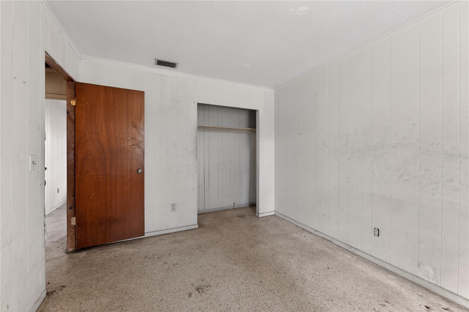 Image 38 of 50 For 5601 16th Street W