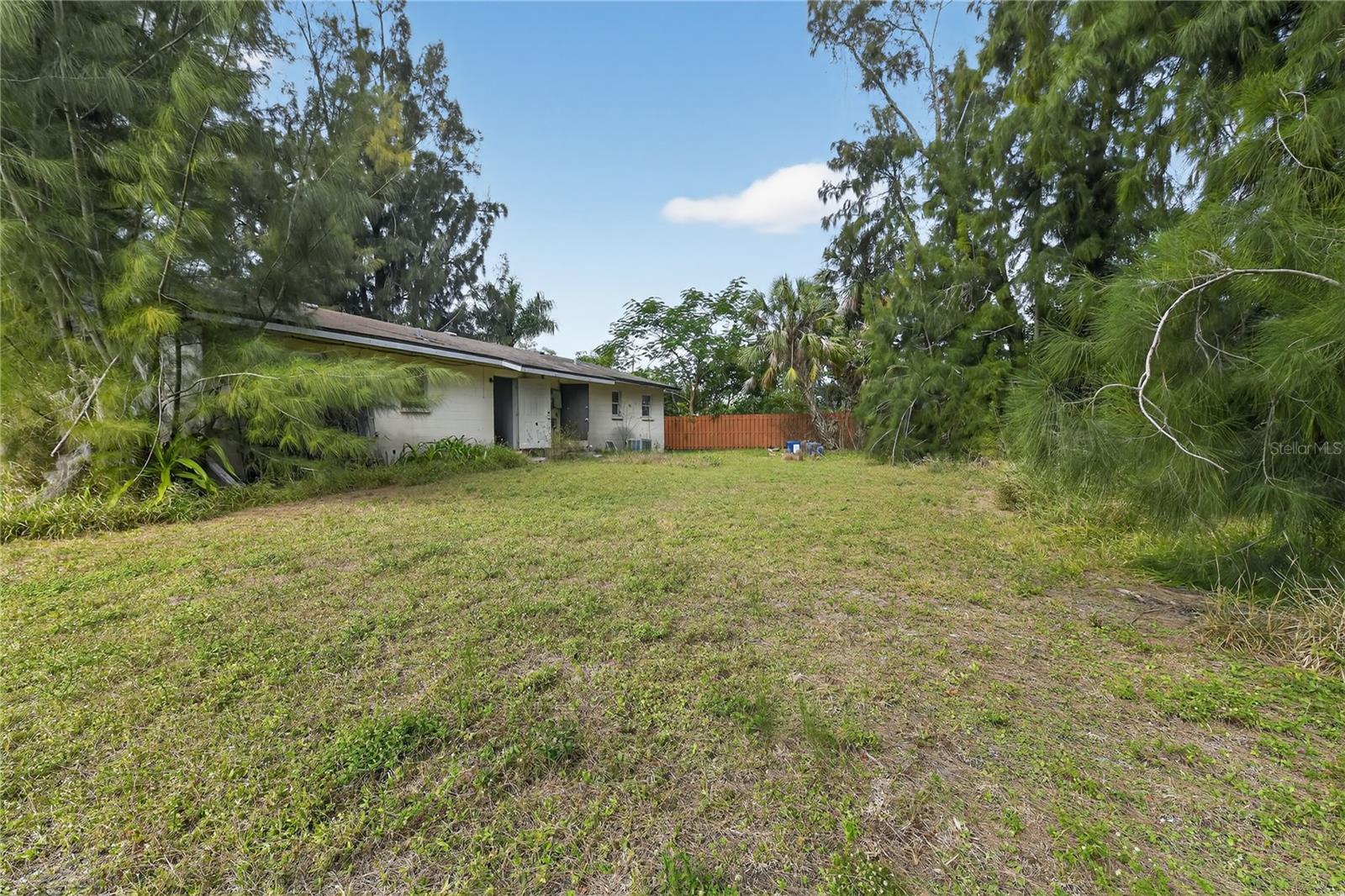 Image 5 of 50 For 5601 16th Street W