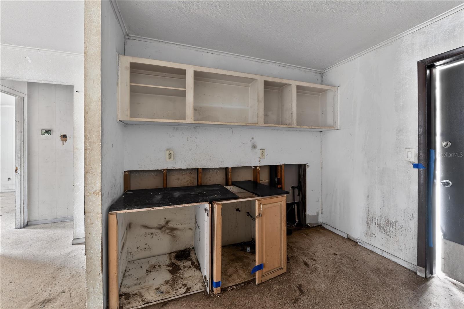 Image 9 of 50 For 5601 16th Street W