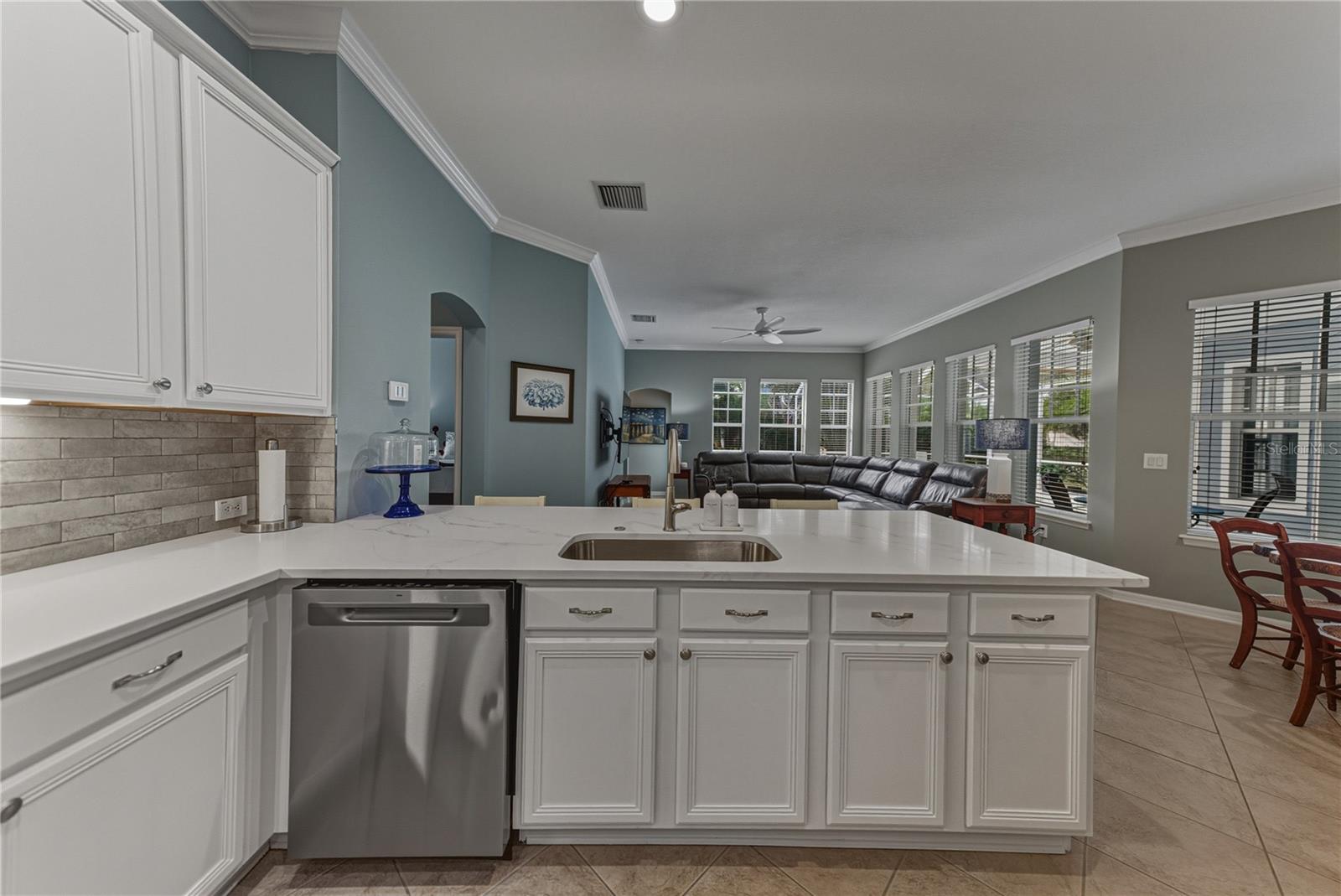 Image 10 of 87 For 5252 Brighton Shore Drive