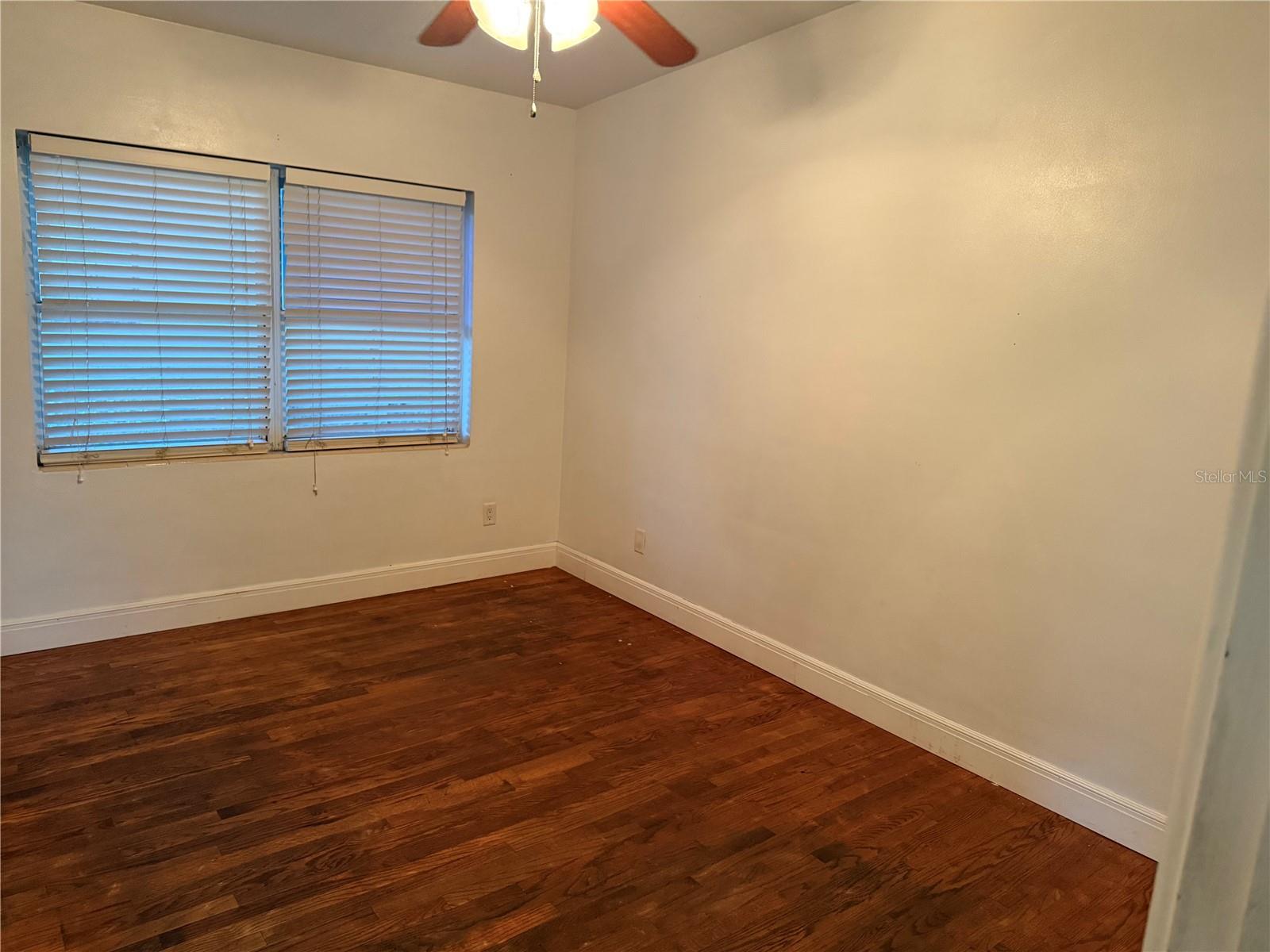 Image 9 of 19 For 2428 Pershing Avenue